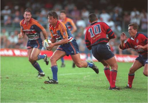 Bob Skinstad running with the ball