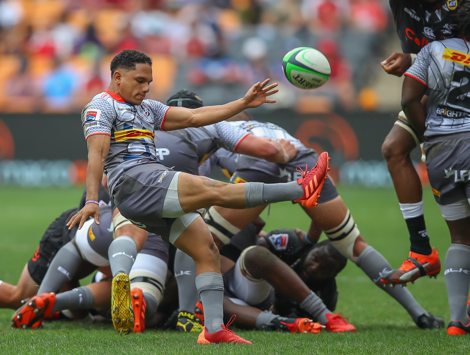 DHL Stormers hold off Sharks on SuperHero Sunday