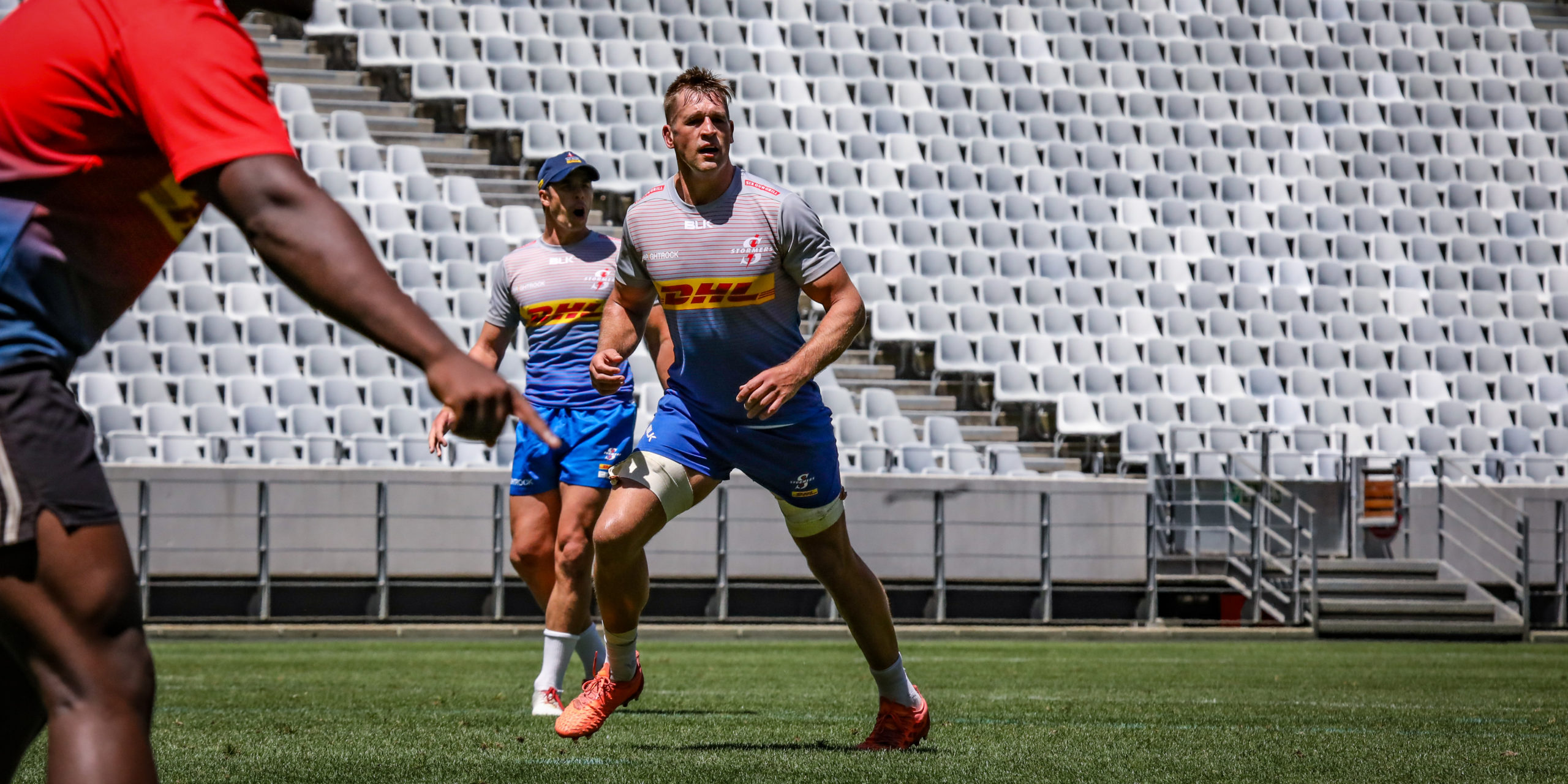 Van Zyl leads DHL Stormers at Cape Town Stadium