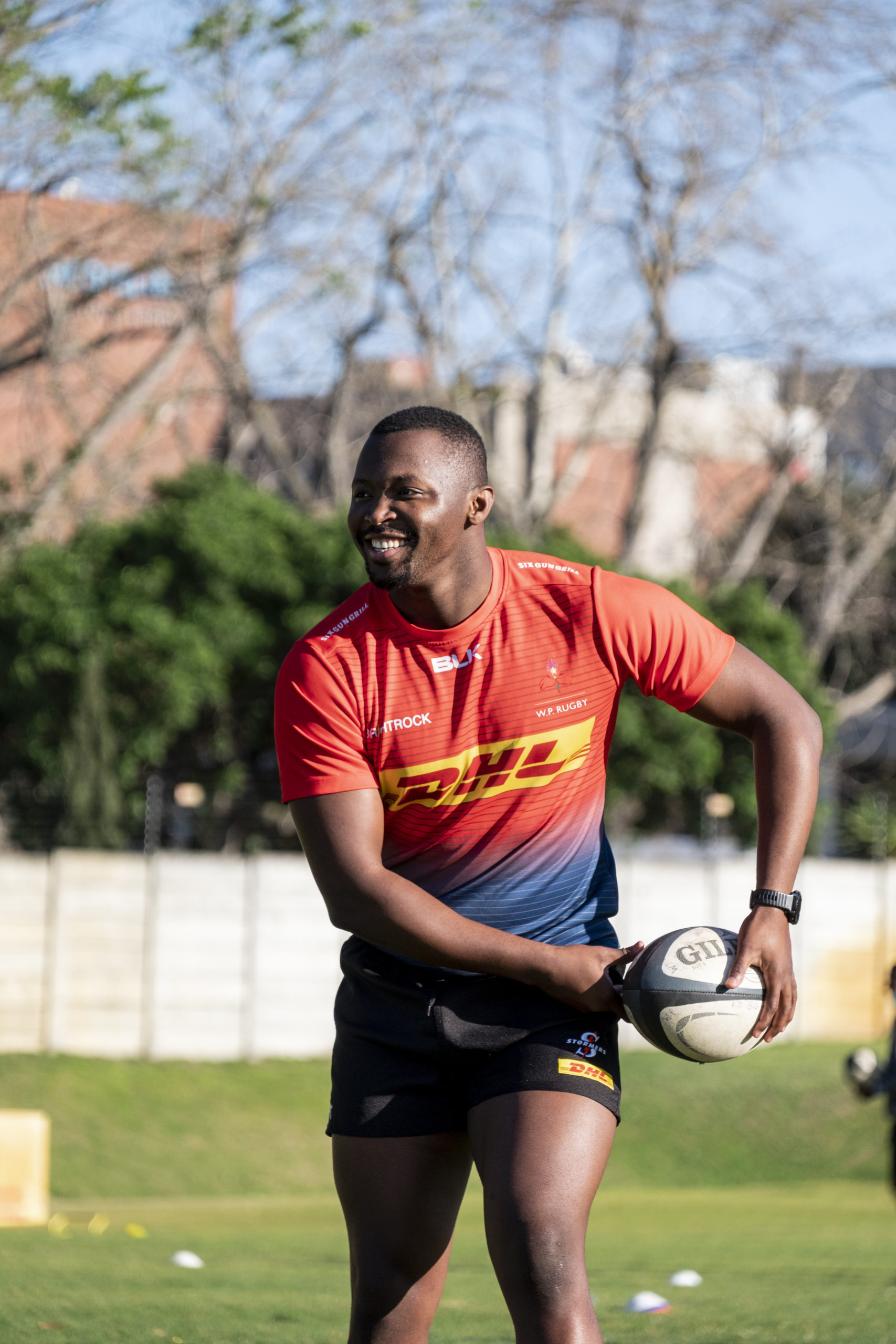 Pokomela on debut for DHL Stormers in Newport