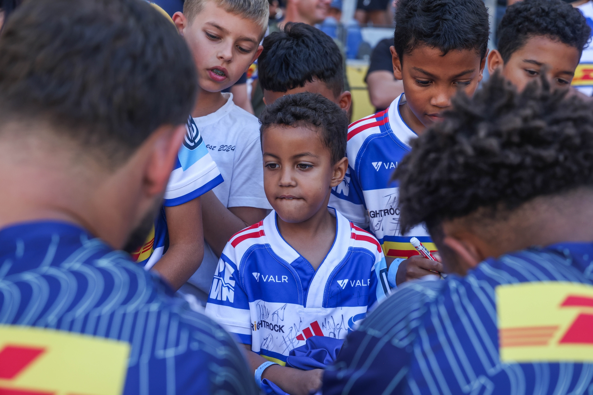Junior Bolters at exclusive signing sessions
