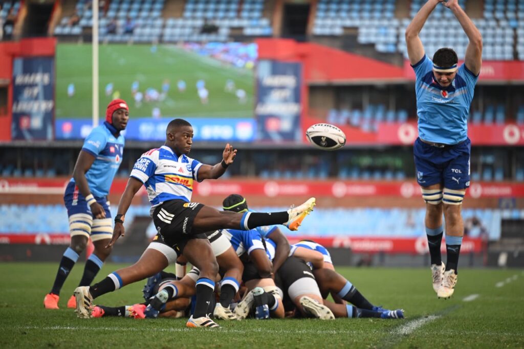 DHL Stormers XXIII raise the bat at Loftus
